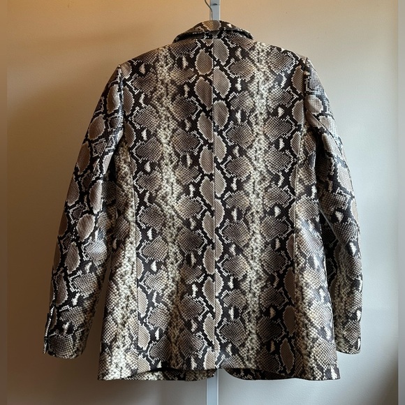 NEW The Kooples Leather Python Print Blazer Sz 1 (S) - Picture 7 of 15